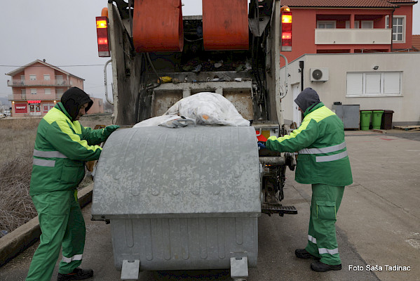 OBAVIJEST o primjeni novog Cjenika javne usluge prikupljanja miješanog komunalnog otpada od 01.01.2024. godine